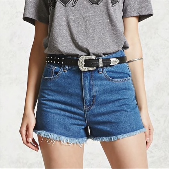 Forever 21 Pants - Forever 21 Blue denim Size 30 fringed hem shorts New With Tag NWT